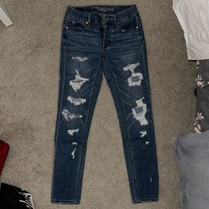 AMERICAN EAGLE BOYFRIEND JEANS